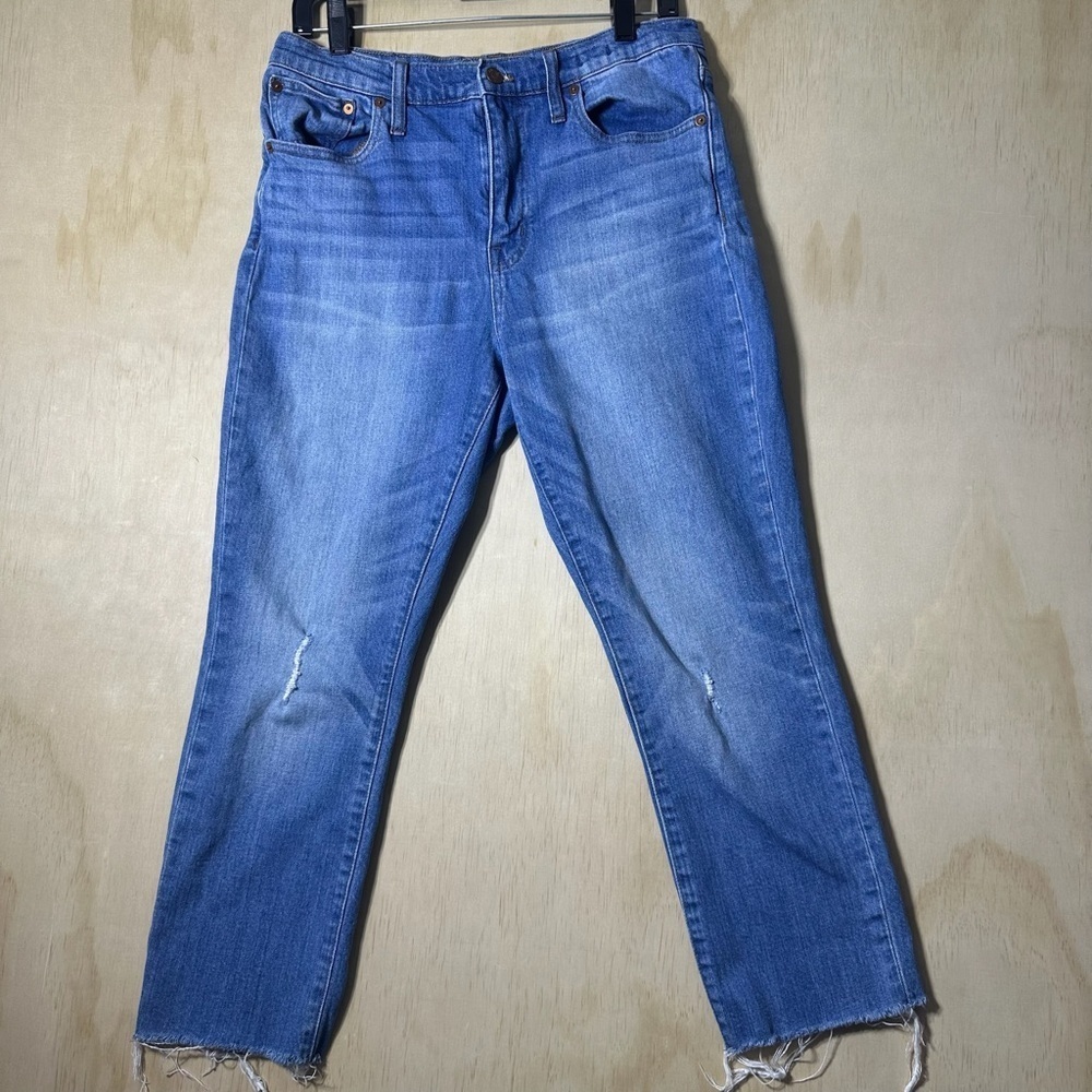 Madewell Distressed Blue Ankle Jeans. THE HIGH-RISE SUM CROP BOYJEAN Size 28